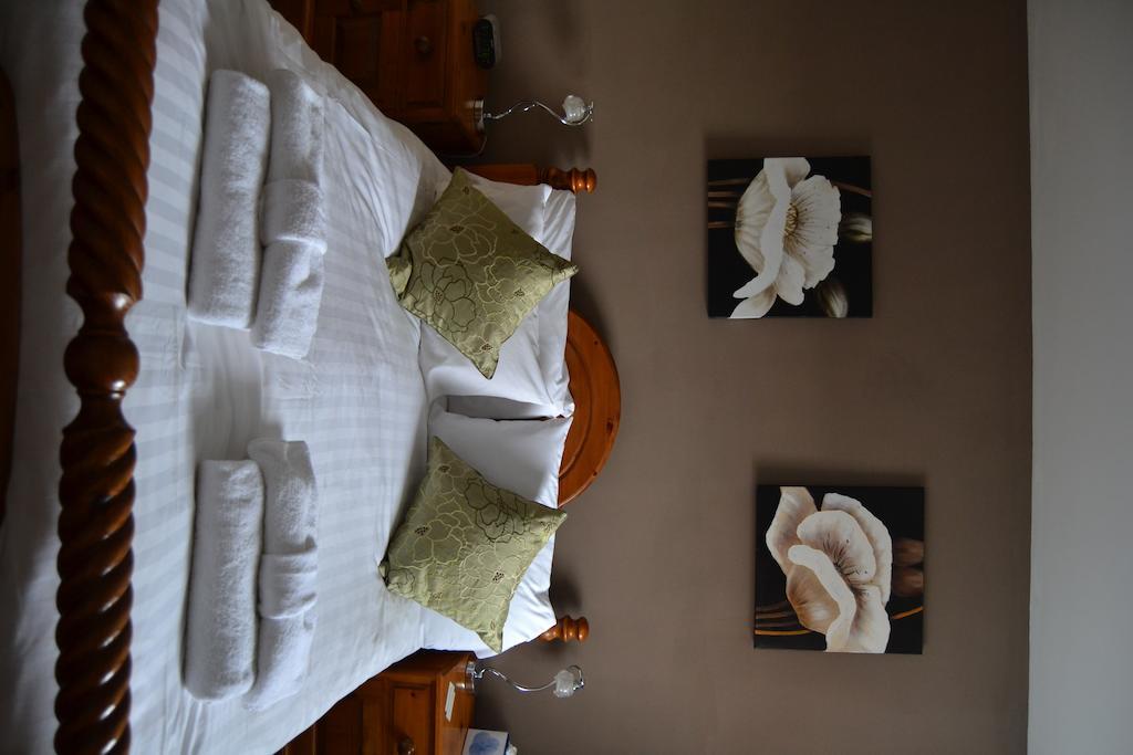 Angel Inn Misson Bagian luar foto