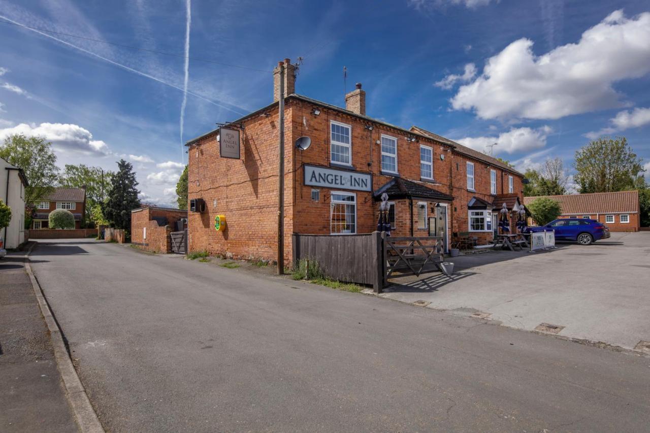 Angel Inn Misson Bagian luar foto
