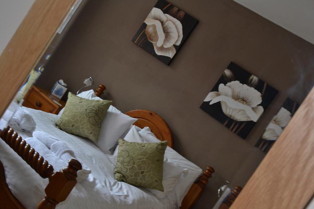 Angel Inn Misson Bagian luar foto